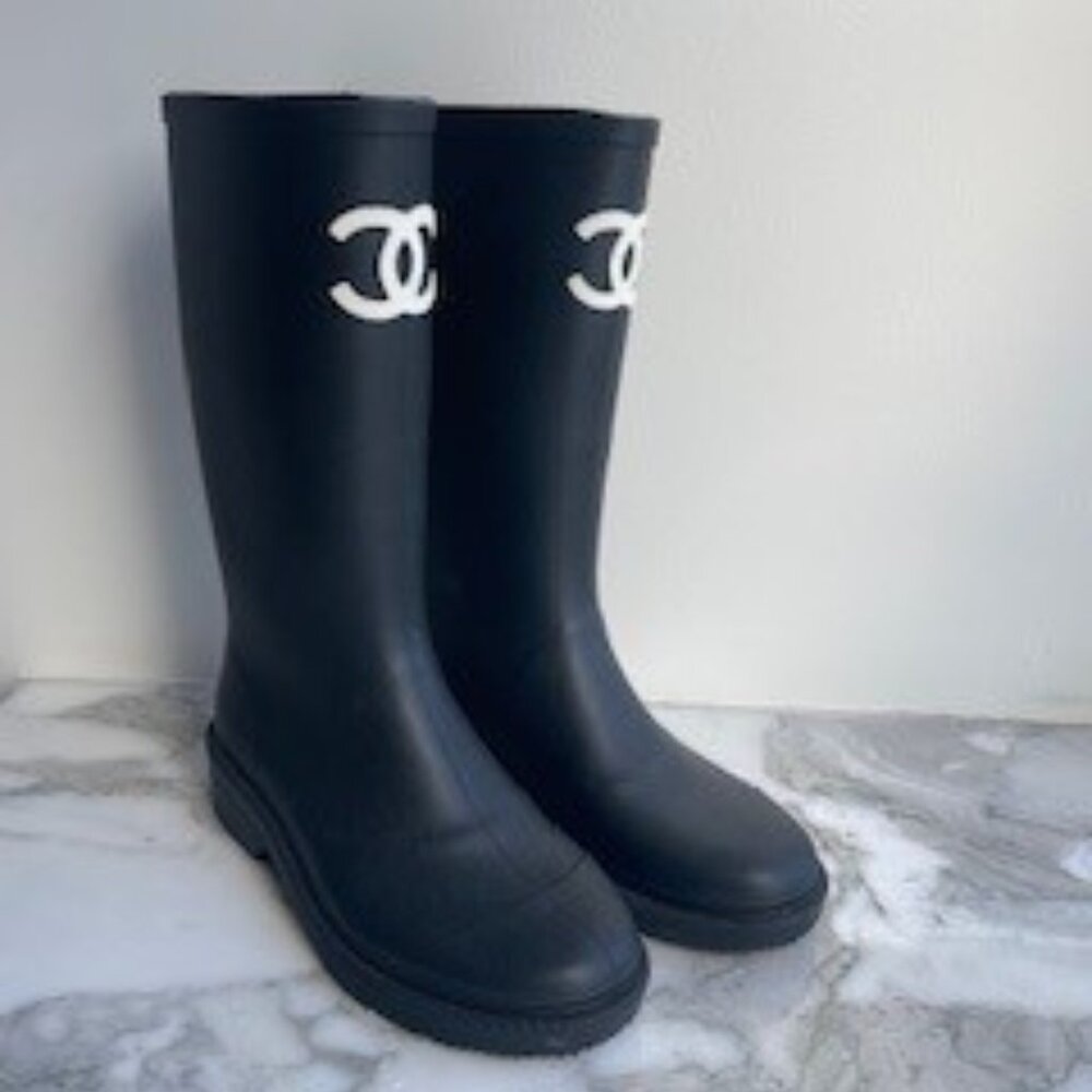 CHANEL Rubber Rain Boots SZ 39